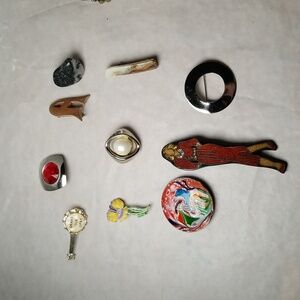 Set Of 10 Vintage And Modern Pin Brooches